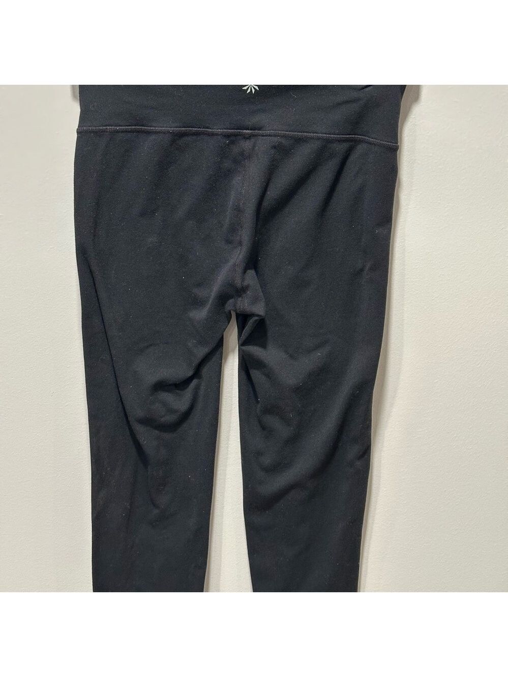 Athleta Women’s Black Leggings Size Small - Picture 3 of 3